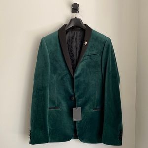 ASOS Men’s Dark Green Velvet Blazer, size 36
